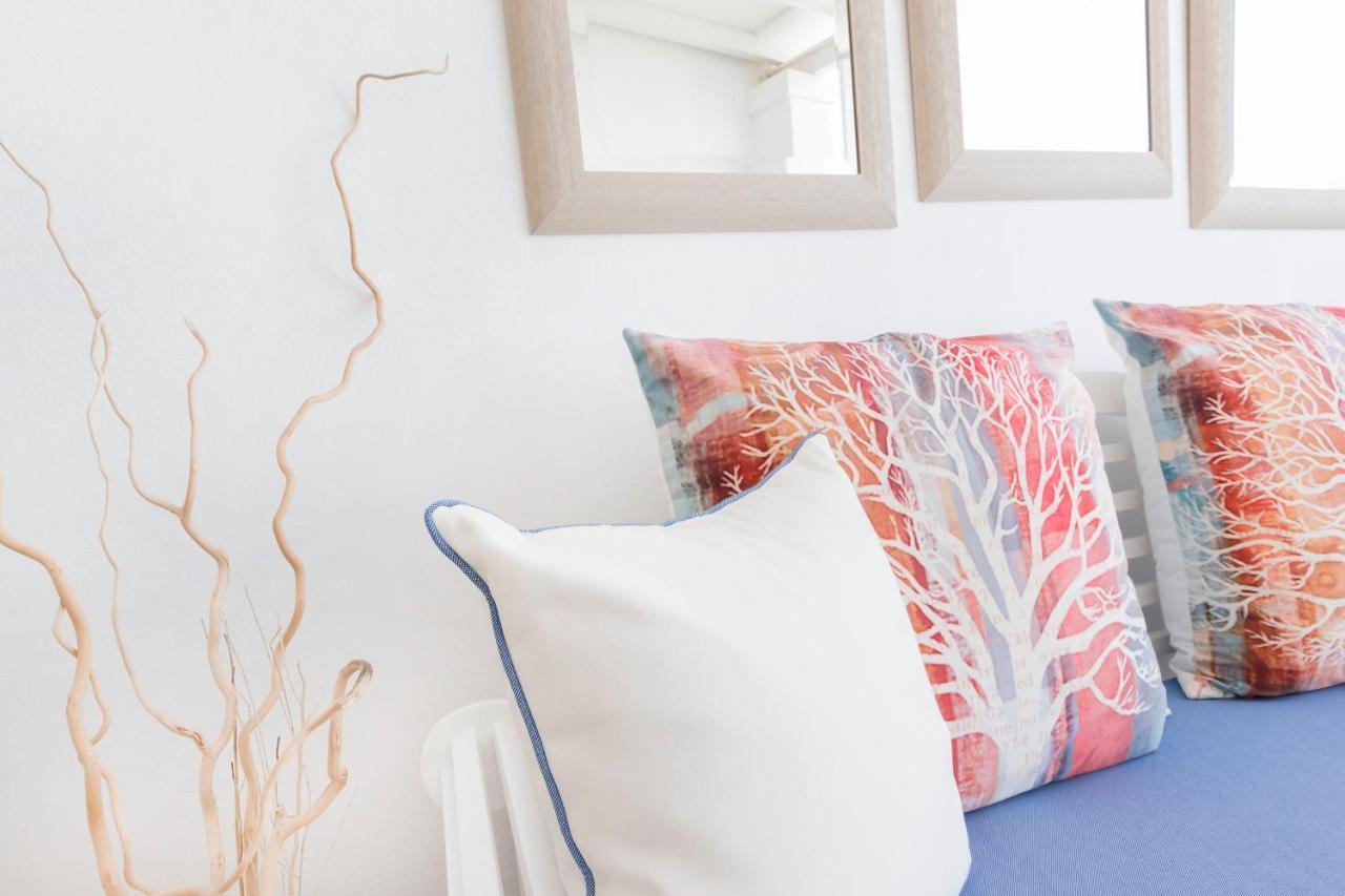 נאוסה Stelia Mare Boutique Hotel מראה חיצוני תמונה