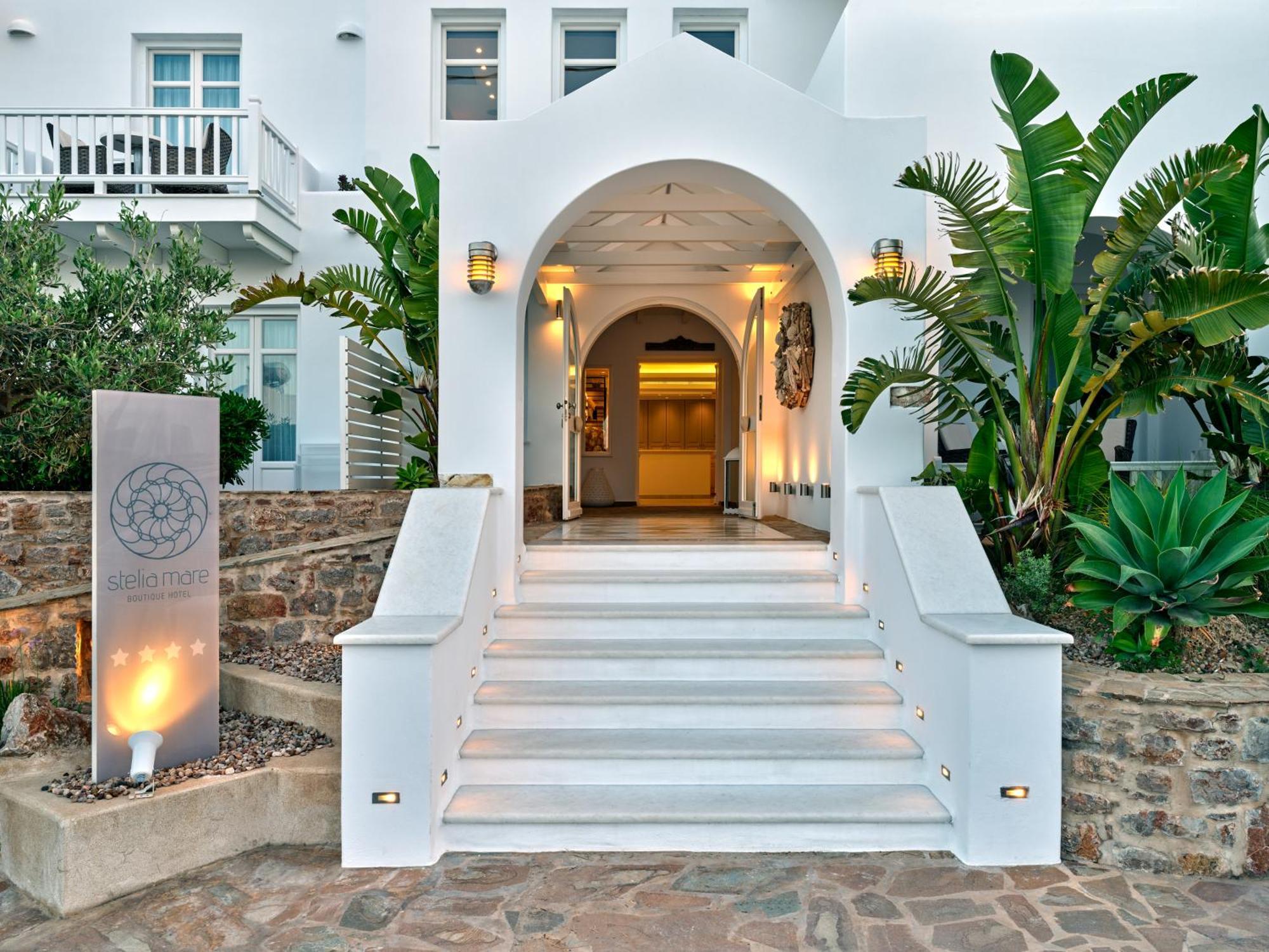 נאוסה Stelia Mare Boutique Hotel מראה חיצוני תמונה
